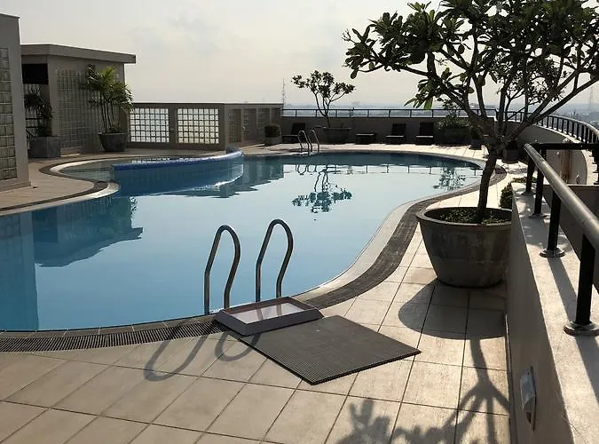Colombo - Town Hall 2 Room 3 Beds 3 Bath Spacious Apartment