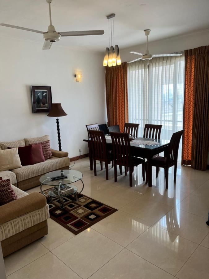 - Town Hall 2 3 Beds 3 Bath Spacious Colombo