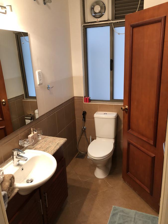 - Town Hall 2 3 Beds 3 Bath Spacious Colombo