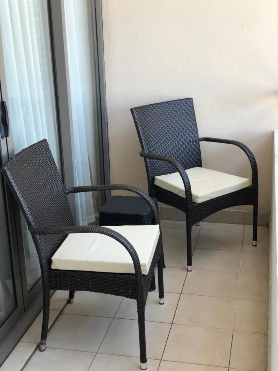 Apartment - Town Hall 2 3 Beds 3 Bath Spacious